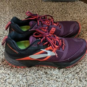 Brooks Cascadia 12